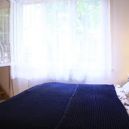 O-ujlak Apartament *